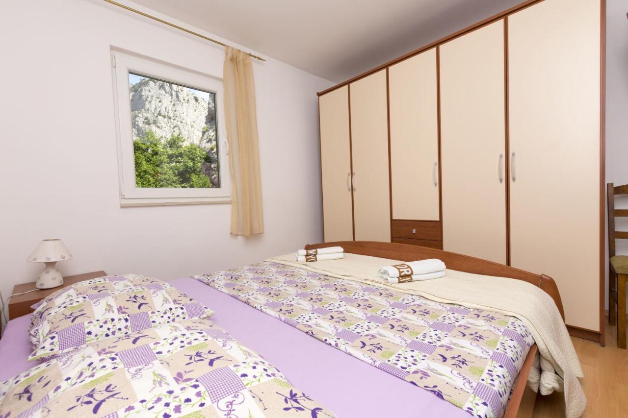 Apartments Mira Оміш Екстер'єр фото