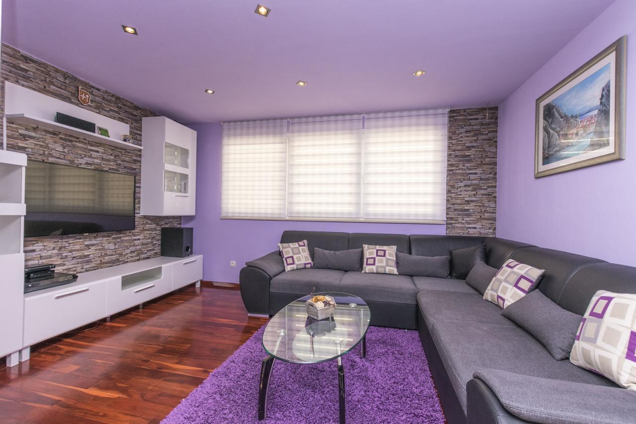 Apartments Mira Оміш Екстер'єр фото